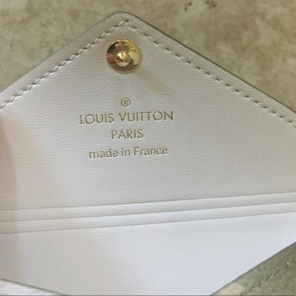 Louis Vuitton Kirigami Pochette - Picture 4 of 5